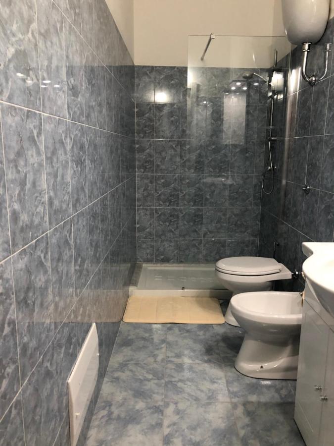 Elegante Monolocale Al Centro Del Paese Apartman Teulada Kültér fotó